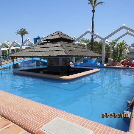 Benal Beach Apartments มาลากา ภายนอก รูปภาพ
