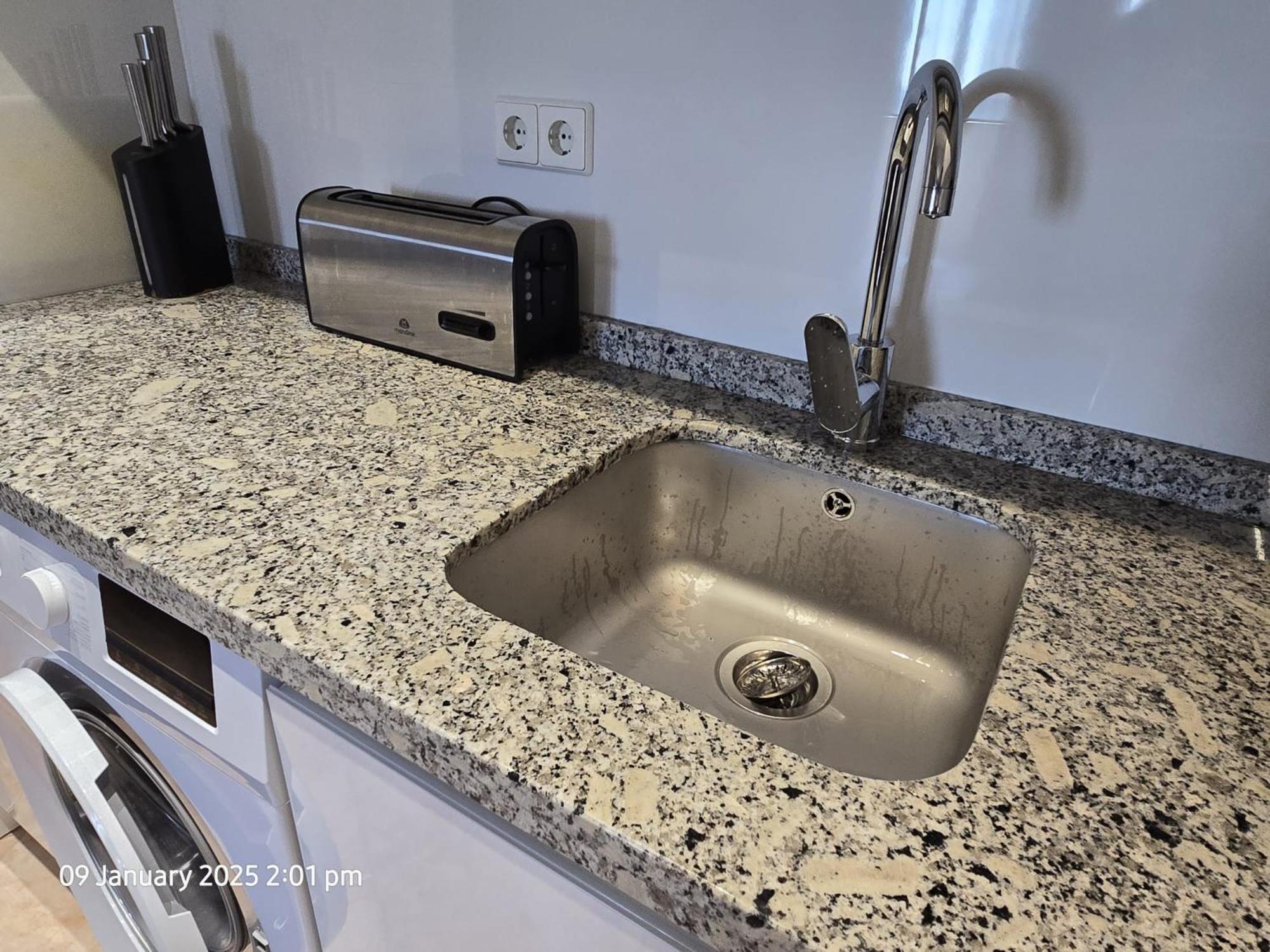 Benal Beach Apartments มาลากา ภายนอก รูปภาพ