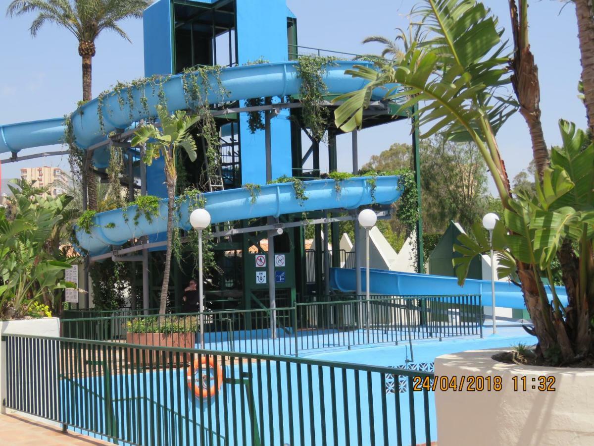 Benal Beach Apartments มาลากา ภายนอก รูปภาพ
